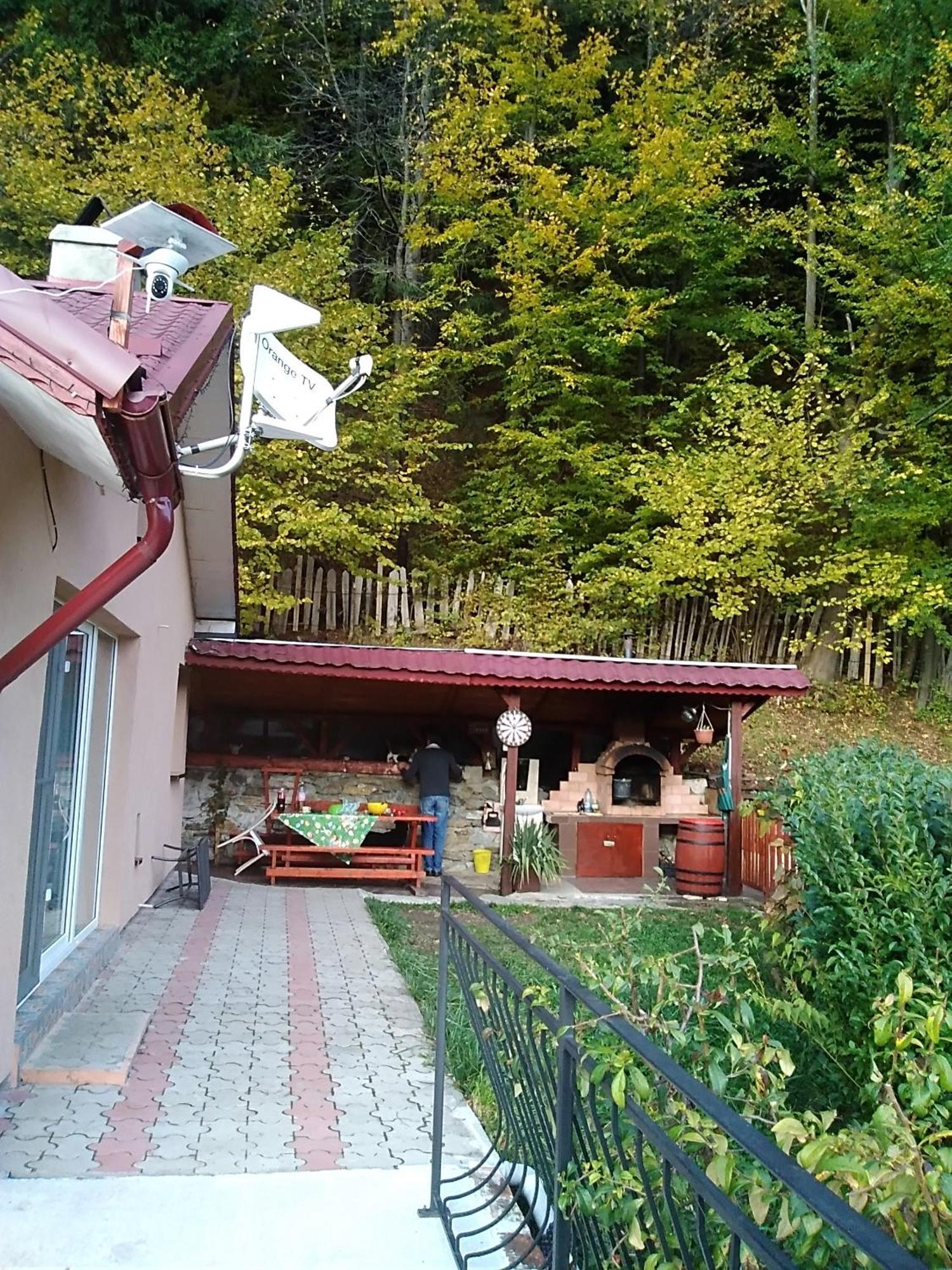 Casa Ozon Hotel Vulcan  Exterior photo